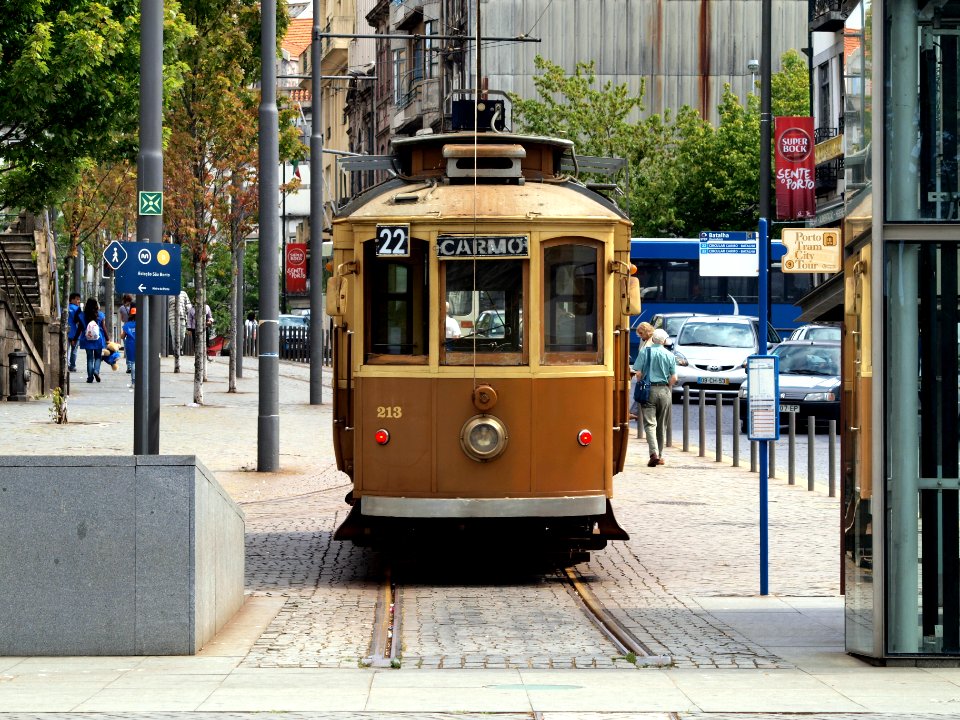Tram in Porto pic-005