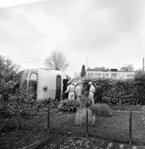 Trein ontspoord in Heeze bij Eindhoven, Bestanddeelnr 929-7192