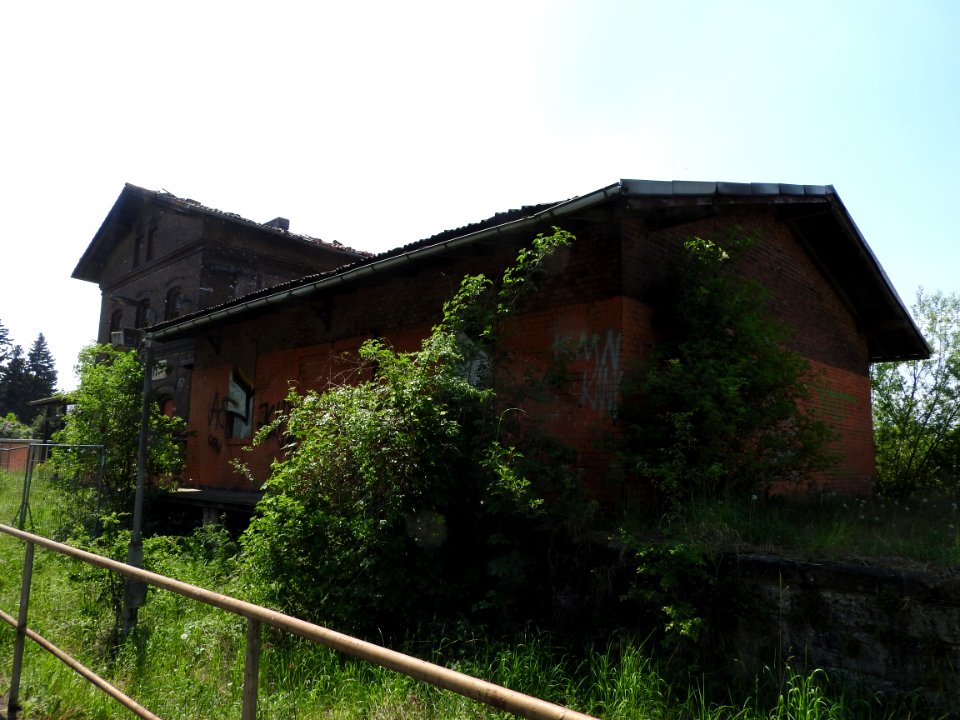Train station Leubingen 4