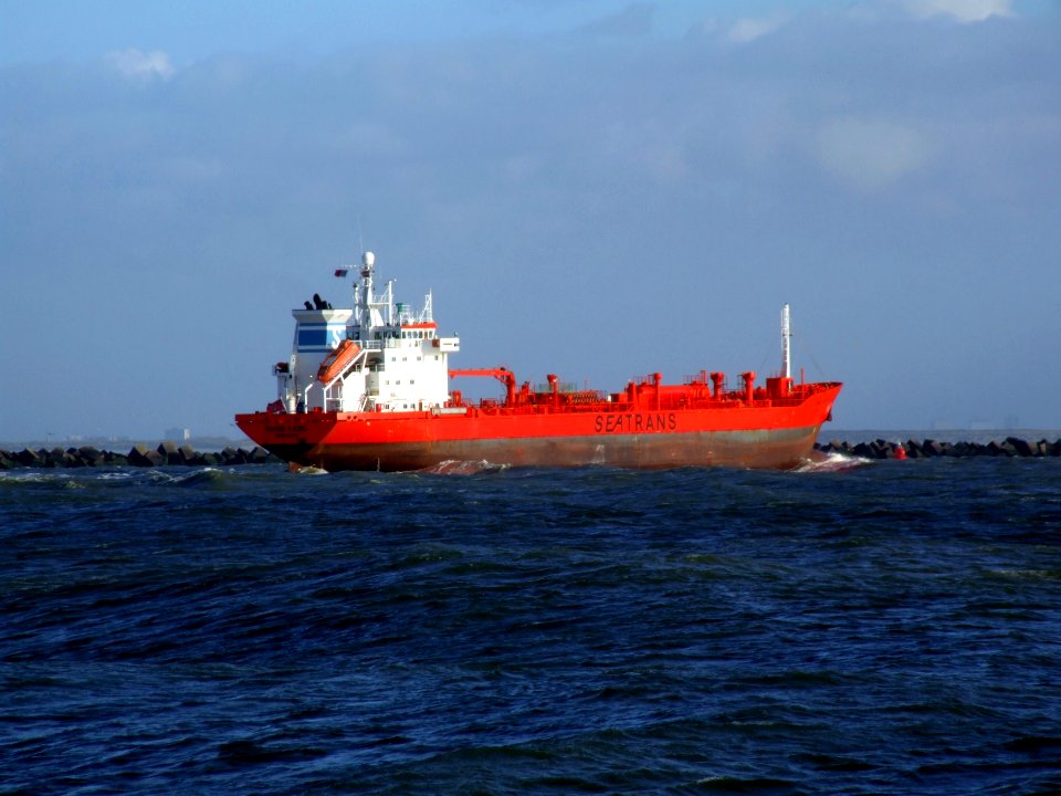 Trans Fjord p3 approaching Port of Rotterdam, Holland 12-Dec-2006