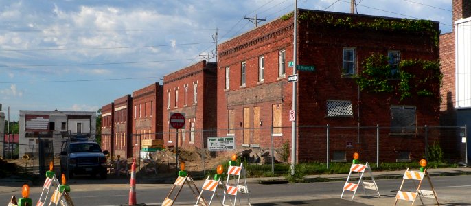 Traver Bros rowhouses W side 26th Ave (3)