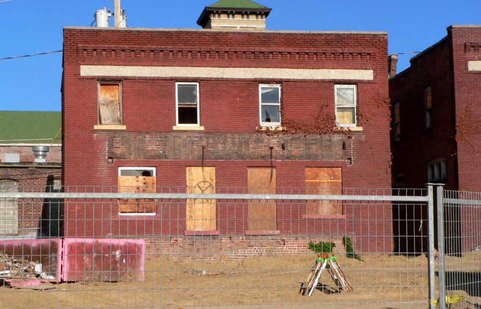 Traver Bros rowhouses W side 26th Ave (1)