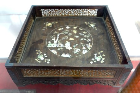 Tray, early 20th century, carved wood with mother-of-pearl inlay - Museum of Vietnamese History - Ho Chi Minh City - DSC05968