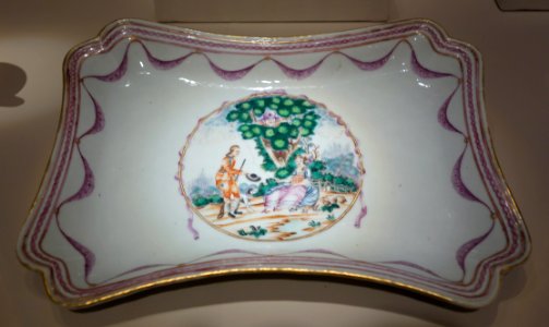 Tray, probably for French market, China, c. 1765, porcelain - Chazen Museum of Art - DSC02307