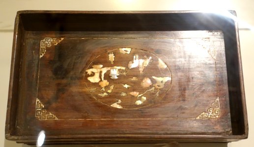 Tray for betel chews, Bac Ninh, late 19th century, view 1, wood inlaid with mother of pearl - Vietnamese Women's Museum - Hanoi, Vietnam - DSC04167