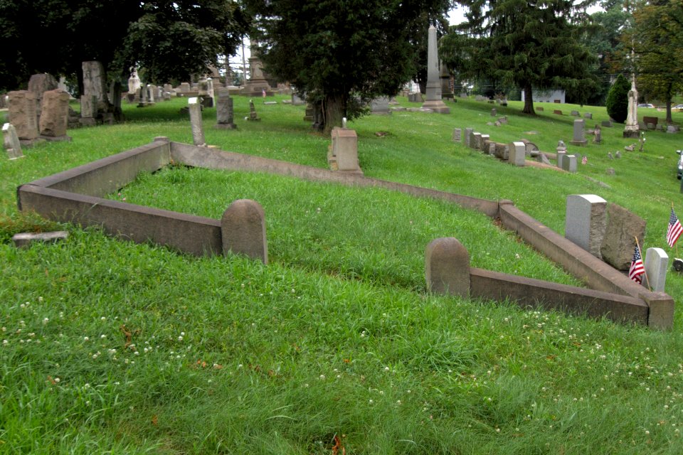 Trautman Plot, South Side Cemetery, 2019-07-08