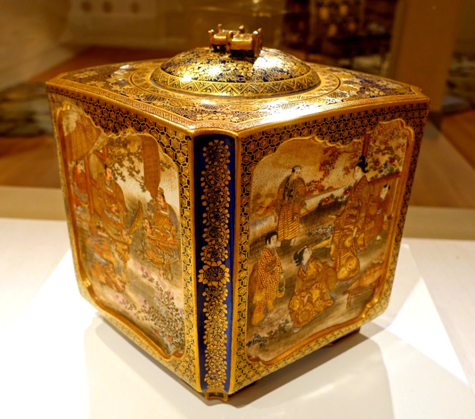 Trapezoidal jar, Satsuma ware, Japan, Kinkozan studio, late 1800s, ceramic - Peabody Essex Museum - DSC07403