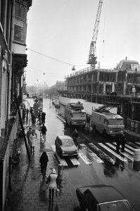 Tramleiding in Vijzelstraat gebroken, Amsterdam overzicht, Bestanddeelnr 924-0680
