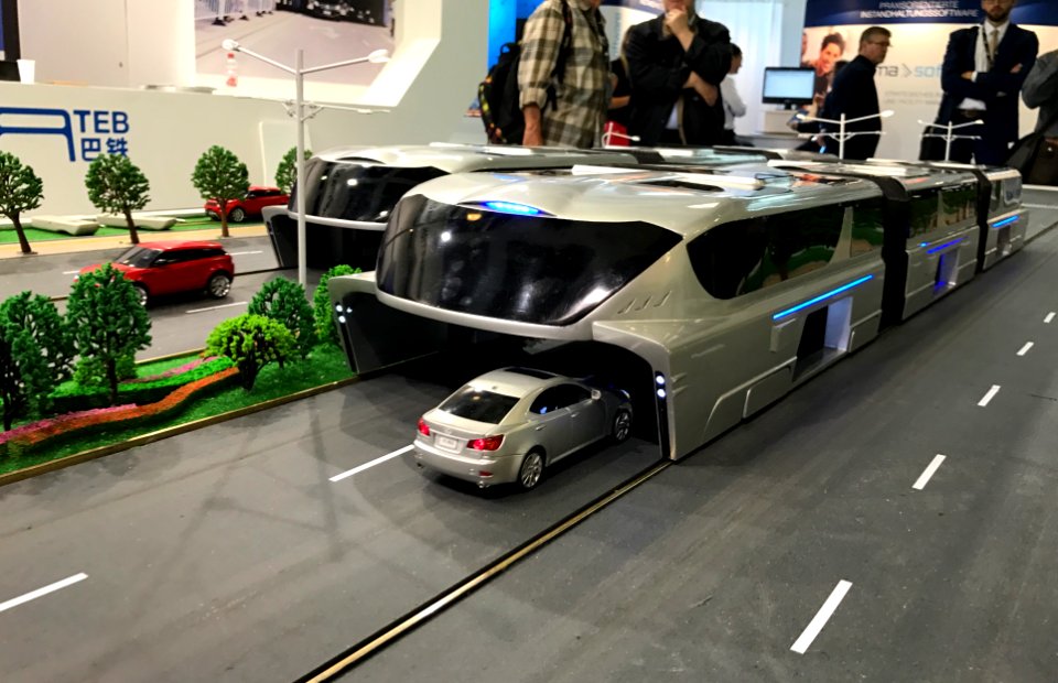Transit Elevated Bus - Modell innoTrans 2016 2