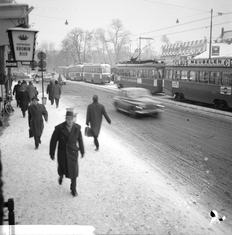 Tramverkeer op Vijzelgracht loopt vast, Bestanddeelnr 918-6868