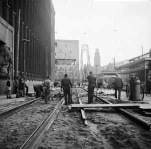 Tramrails verandering op de Coolsingel te Rotterdam, Bestanddeelnr 918-1647