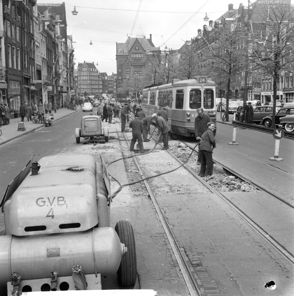 Trambaan op het Rokin wordt hersteld, Bestanddeelnr 913-9233