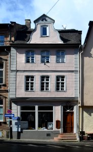 Trarbach, Moselstraße 8 (1)