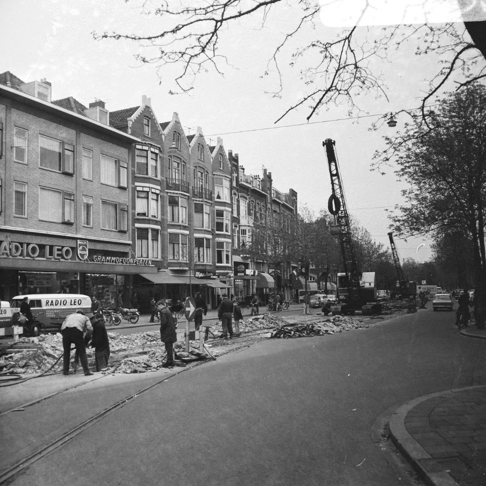 Tramrailsbaan in Vierambachtstraat aan vernieuwing toe, Bestanddeelnr 919-1575