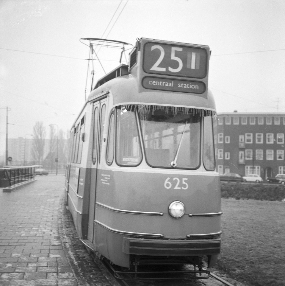 Trams, winter, kou, ijs, Bestanddeelnr 918-4721