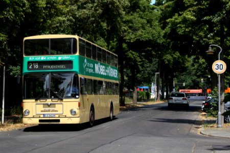 Traditionsbus GmbH Berlin 3413 (cropped)