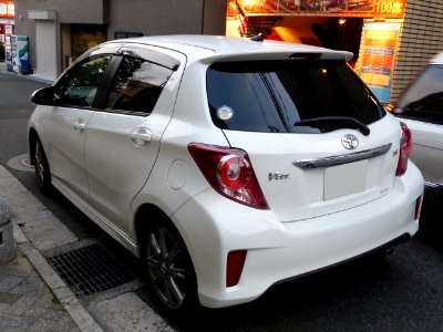 Toyota Vitz RS (NCP130) rear