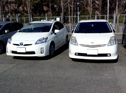 Toyota PRIUS (NHW20&ZVW30) front