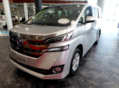 Toyota VELLFIRE HYBRID X (AYH30W) front