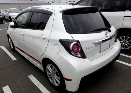 Toyota Vitz RS G's (XP130) rear