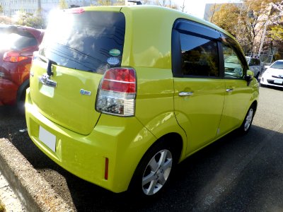 Toyota SPADE 1.5F (NP14) rear