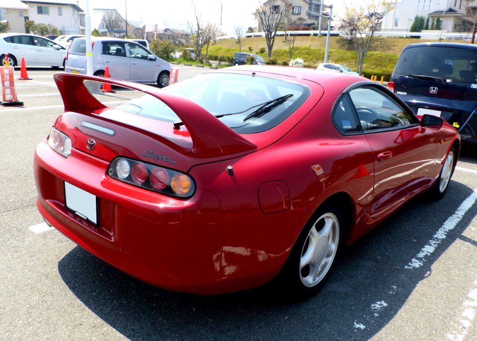 Toyota Supra SZ (A80) rear