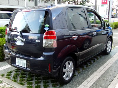 Toyota SPADE 2
