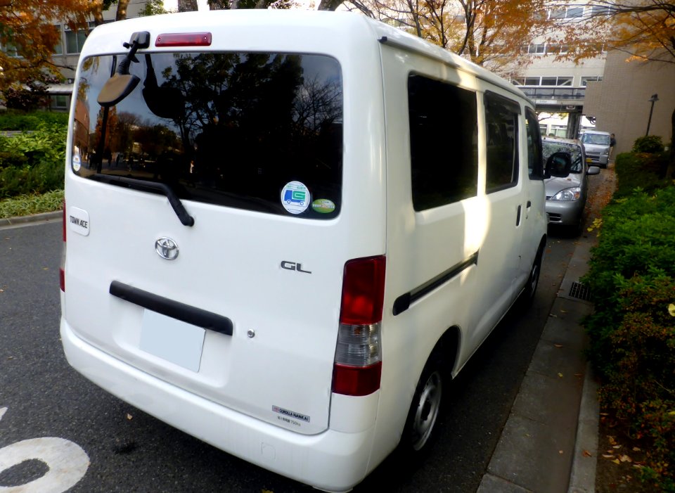 Toyota TOWNACE GL (S402M) rear