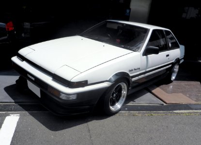 Toyota SPRINTER TRUENO GT APEX (E-AE86-FSMVF) with VOLK RACING
