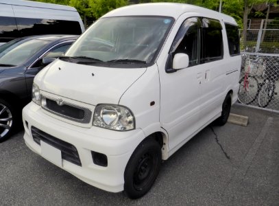 Toyota SPARKY 1.3X J Package (S221E) front