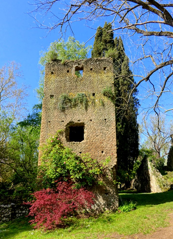 Tower - Giardino di Ninfa, Italy - DSC02864