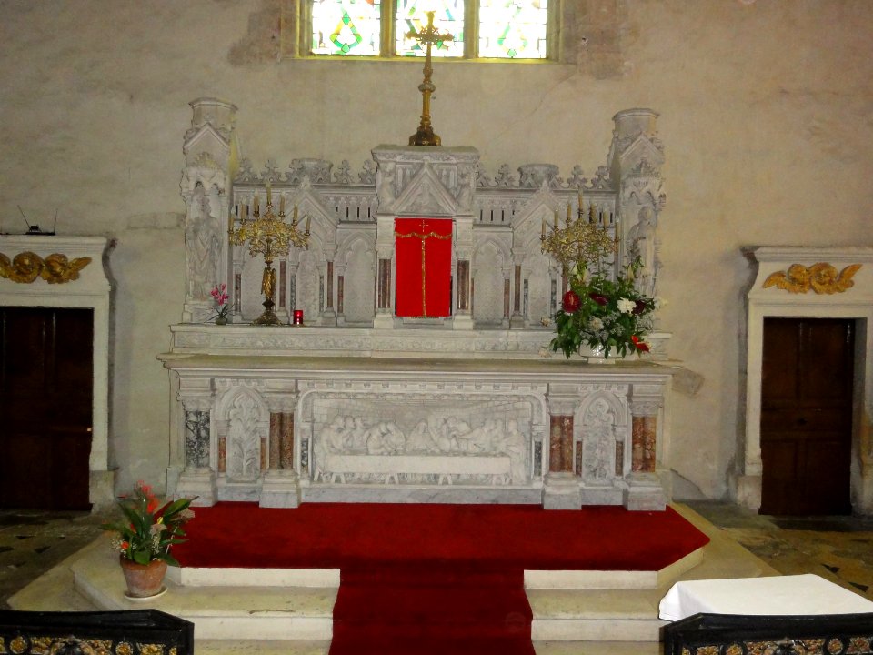 Toury (Eure-et-Loir), église, autel