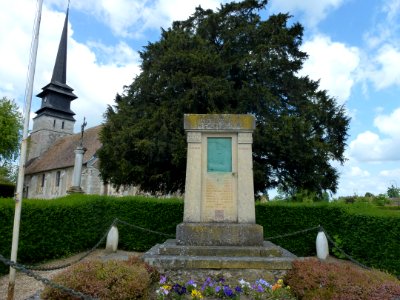 Tourville-la-Campagne (Eure, Fr) monument aux morts