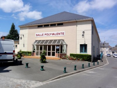 Toury (Eure-et-Loir) Salle polyvalente