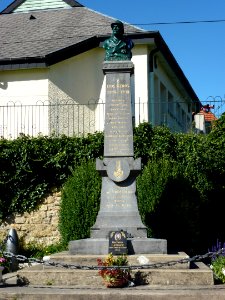 Tourteron (Ardennes) monument aux morts
