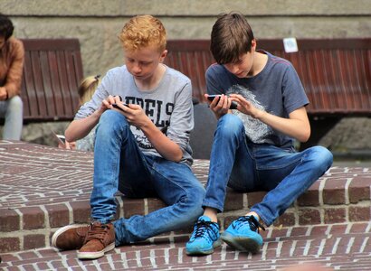 Game internet friends