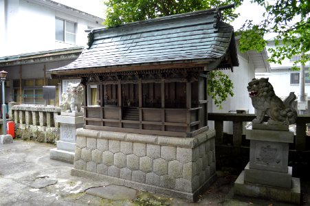 Toyozumi-jinja massha-2