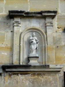 Trémont-sur-Saulx (Meuse) niche maison, Vierge et Enfant