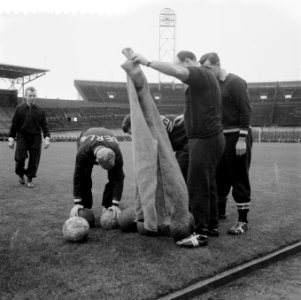 Training Nederlands elftal voor de wedstrijd Nederland tegen Oostenrijk, Bestanddeelnr 908-9779