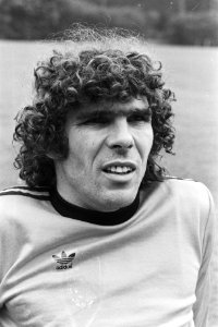 Training Nederlands elftal Wim van Hanegem (kop), Bestanddeelnr 929-7322