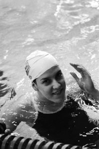 Tracy Caulkins na haar winnende race op de 400 meter wisselslag, Bestanddeelnr 931-2958