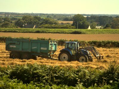 Tractor with Rolland trailer