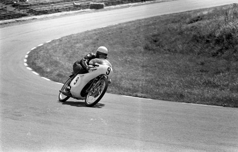 Training TT-races op circuit Assen, Bestanddeelnr 914-0766