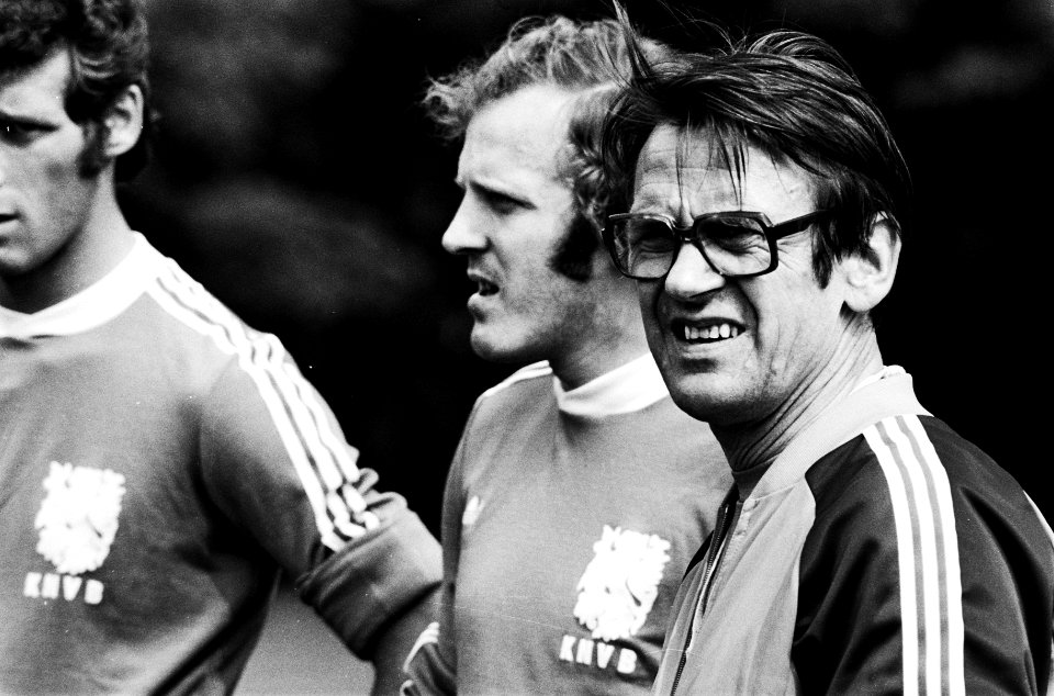 Training Nederlands Elftal in Zeist ivm Europese Kampioenschappen in Italie , Bestanddeelnr 930-8480