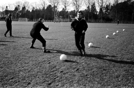 Training Nederlands elftal te Zeist, tijdens training, Bestanddeelnr 917-4927