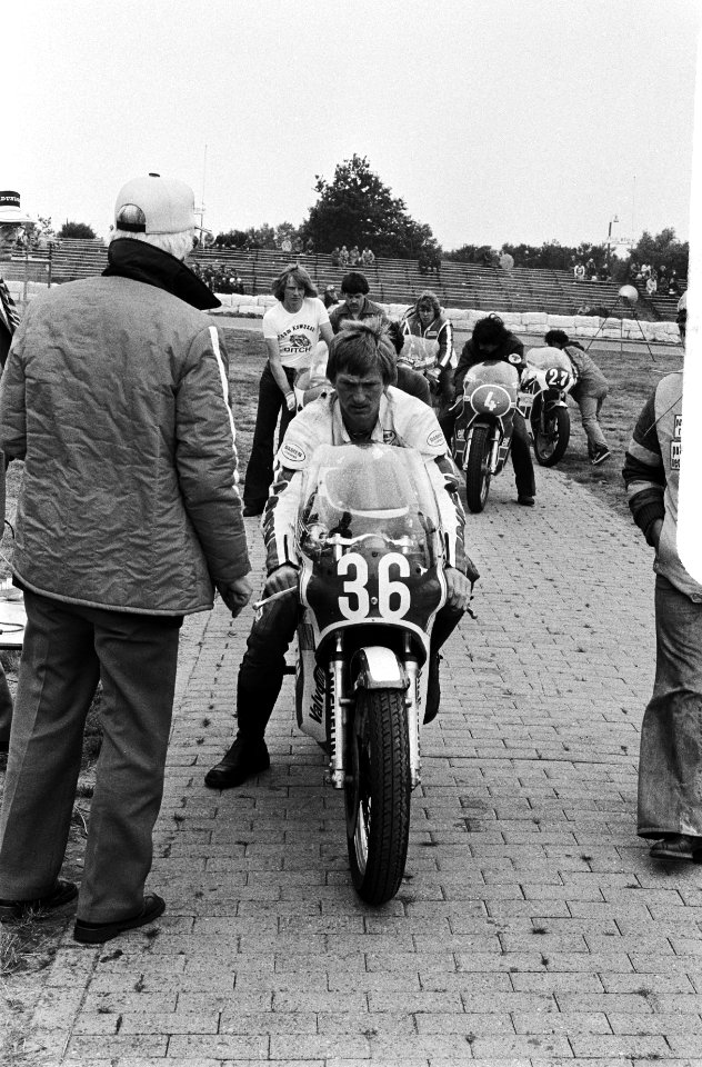 Training TT Assen 350cc klasse. Jack Middelburg, Bestanddeelnr 929-7833