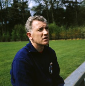 Training Nederlands Elftal te Zeist trainer Kessler (George), Bestanddeelnr 254-8128