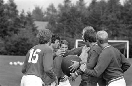 Training Nederlands elftal in Zeist, Bestanddeelnr 922-7525