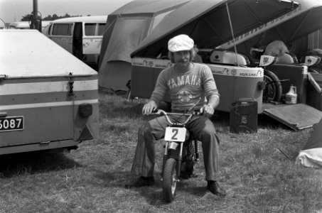 Training TT Assen, de Fin Teuvo Länsivuori, op mini-motor, Bestanddeelnr 926-4938