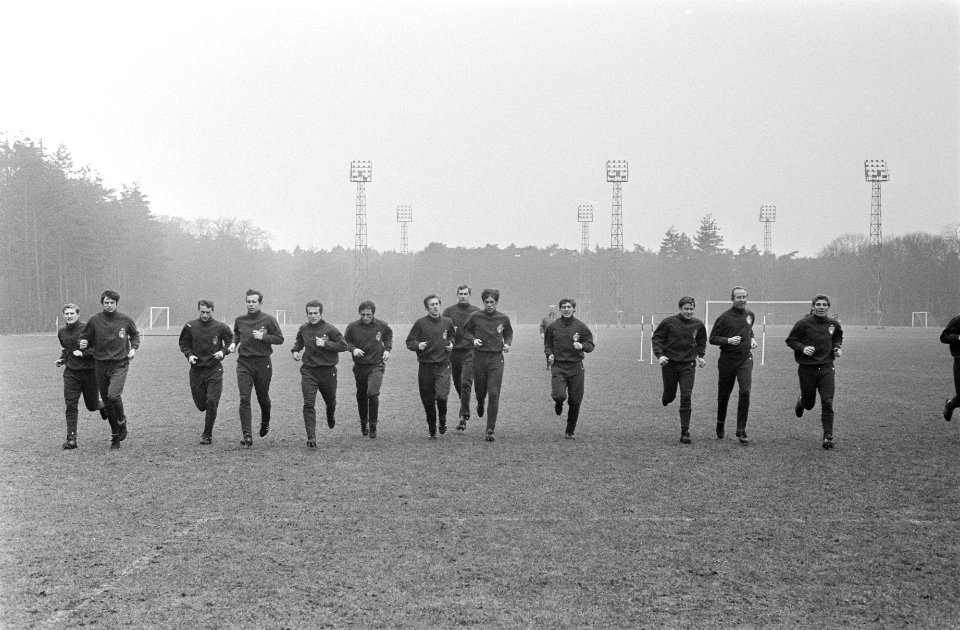 Training Nederlands Elftal in Zeist de training, Bestanddeelnr 922-2097